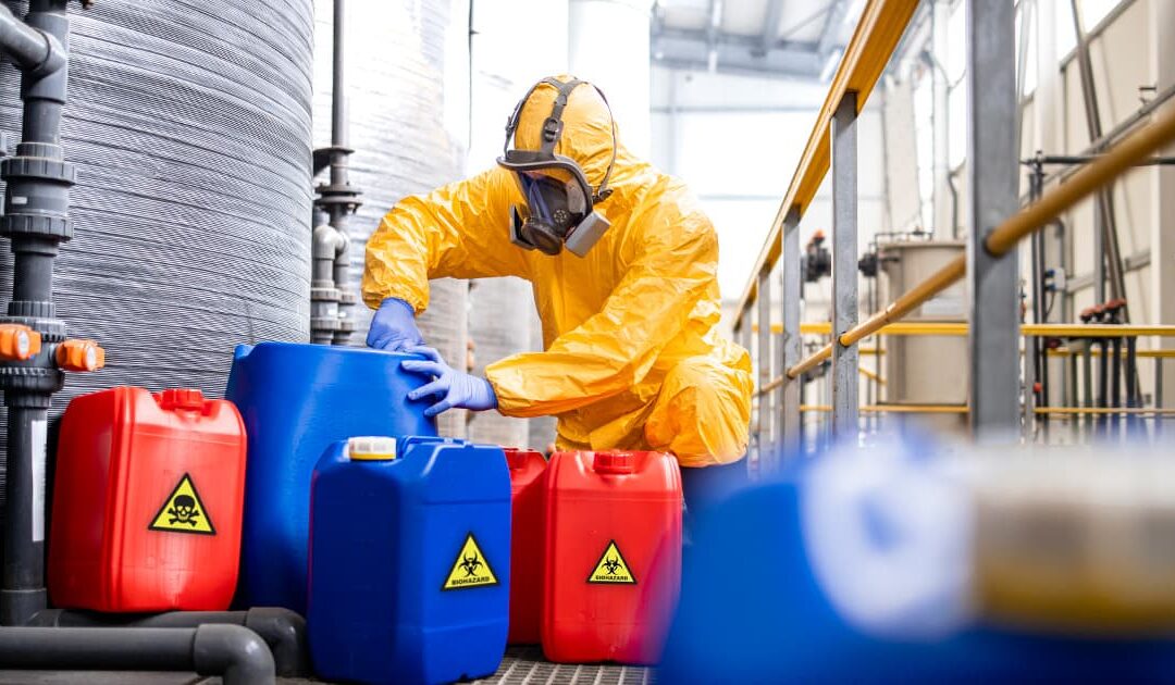 Bomba dosadora alta vazão: a solução definitiva para processos com químicos corrosivos